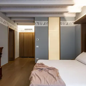 Apartment Palazzo De Gregorio, Palermo